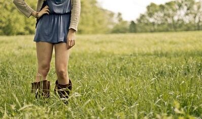 Mga pamamaraan para sa pagkawala ng timbang sa mga binti at hita